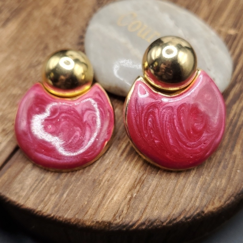 E980 retro doorknocker red velvet earrings 1980s estate